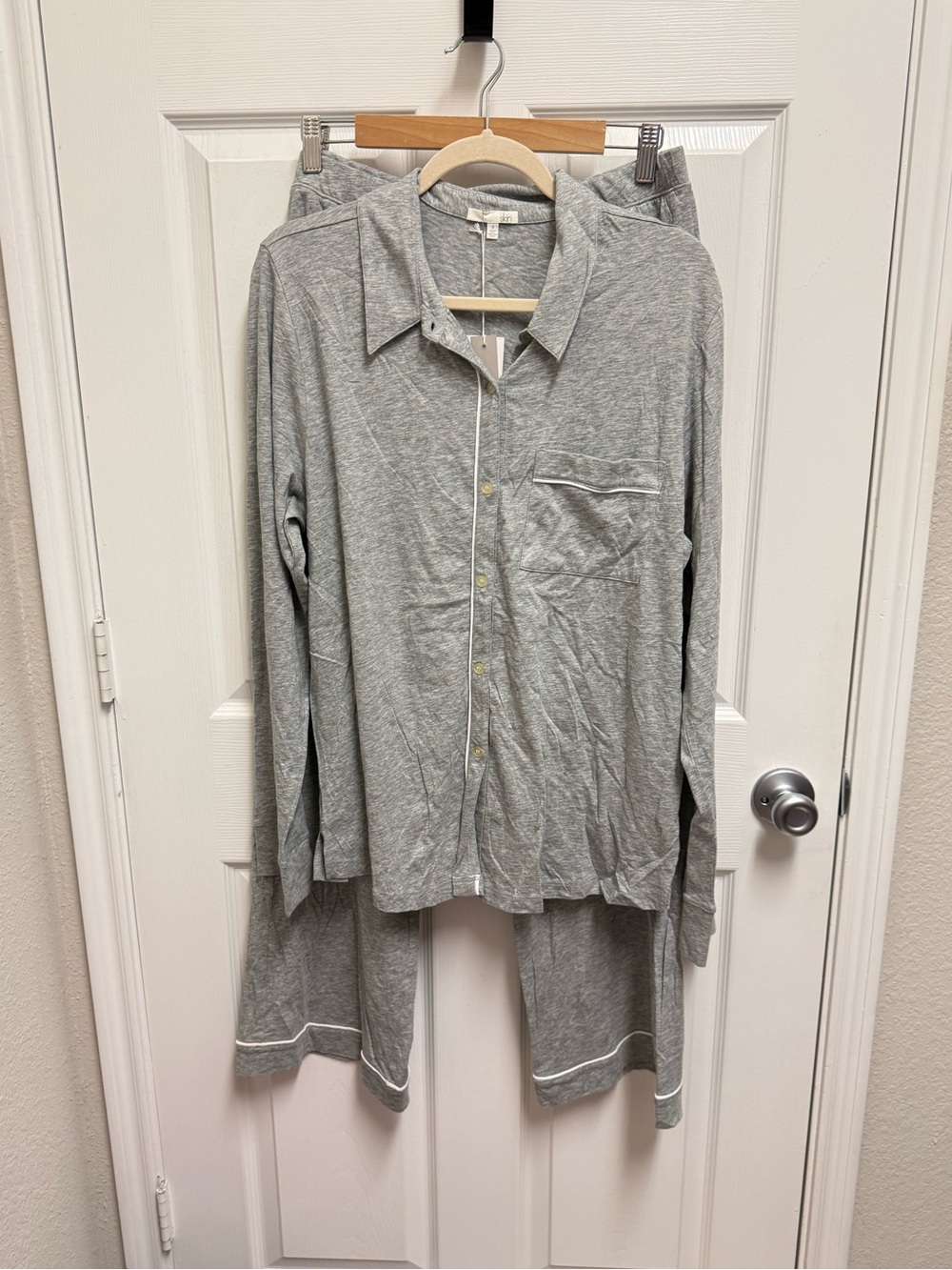 NWT Skin Grey Pajama Set